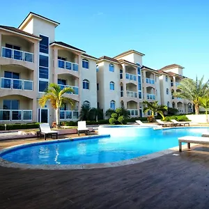 ria-apartahotel.comcaribbean.com/